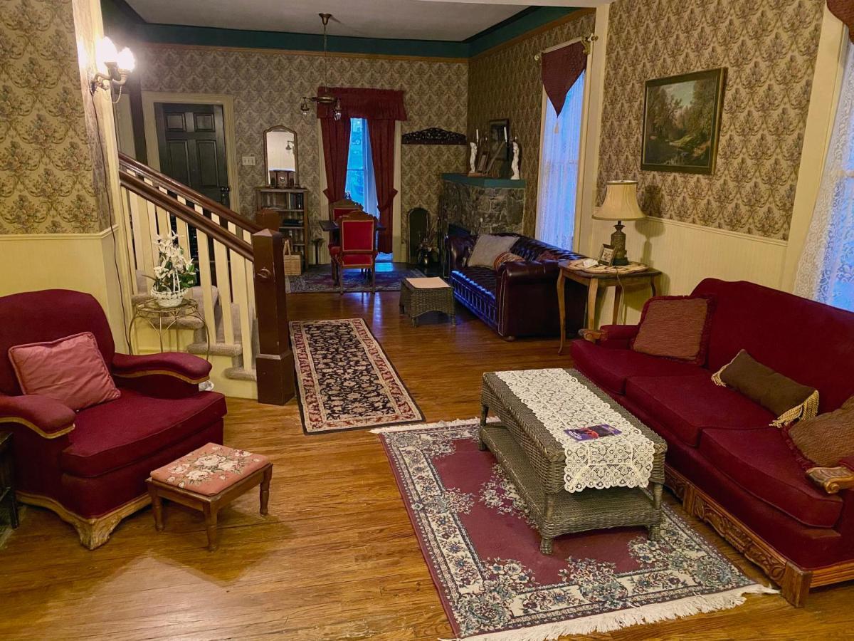 Pansy'S Parlor Bed & Breakfast Golden Eksteriør billede
